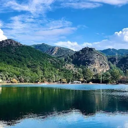 Vila Hisaronu Villas *